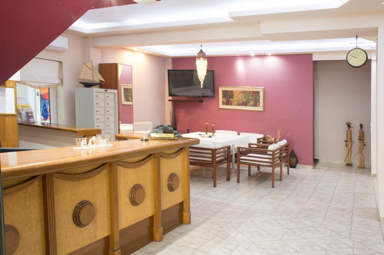 Hotel Erato Paralía エクステリア 写真